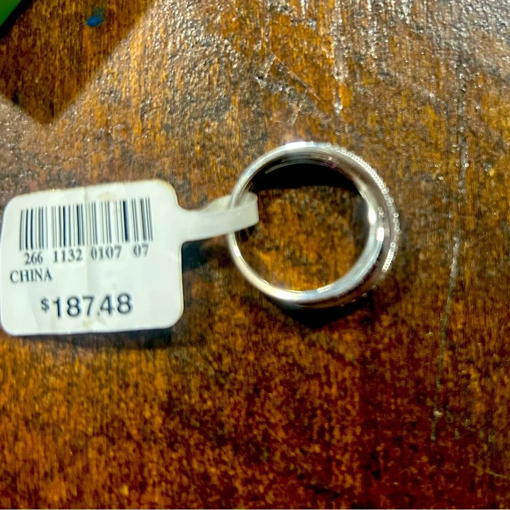 Ruby Ring - Picture 3 of 6